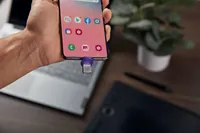 Kingston Technology DataTraveler 64 Go microDuo 3C 200 Mo/s dual USB-A + USB-C - 9