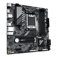 GIGABYTE B650M D3HP Carte mère - AMD Ryzen série 9000, VRM 5+2+2 phases, jusqu'à 7600 MHz DDR5 (OC), 2xPCIe 4.0 M.2, LAN 2,5 GbE, USB 3.2 Gen 1 - 2