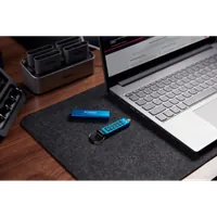 Kingston Technology IronKey Keypad 200C USB-C de 256 Go, FIPS 140-3 niveau 3 AES-256 - 12