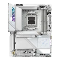 GIGABYTE X870E AORUS PRO ICE Carte Mère - Prend en charge les processeurs AMD Ryzen 9000, 16+2+2 Phases VRM Digital, jusqu'à 8000MHz DDR5 (OC), 3xPCIe 5.0 + 1xPCIe 4.0, Wi-Fi 7, 2.5GbE LAN, USB 4 - 2
