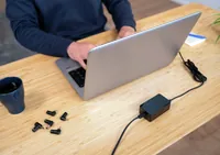 Trust 23394 adaptateur de puissance & onduleur Intérieure 90 W Noir - 5