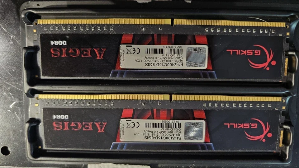 Barrette Mémoire RAM DDR4 G.Skill Aegis 8Go 3200MHz CL16
