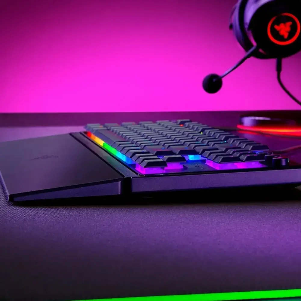 Clavier Gaming Razer Ornata V3 TKL Méca-Membrane RGB AZERTY