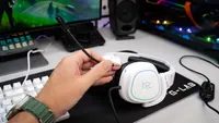 Casque Gaming RGB Korp Radium Blanc - Son Stéréo, Micro Détachable - 4