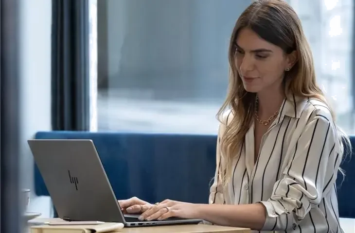 HP OmniBook 5 Flip 14 : Le PC Portable 2-en-1 Polyvalent et Performant