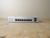 Switch réseau ethernet Gigabit UbiQuiti UniFi Flex - 8 ports