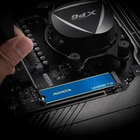 ADATA LEGEND 710 256 Go M.2 PCI Express 3.0 NVMe 3D NAND - 10